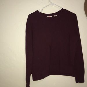 Levi’s XS maroon sweater